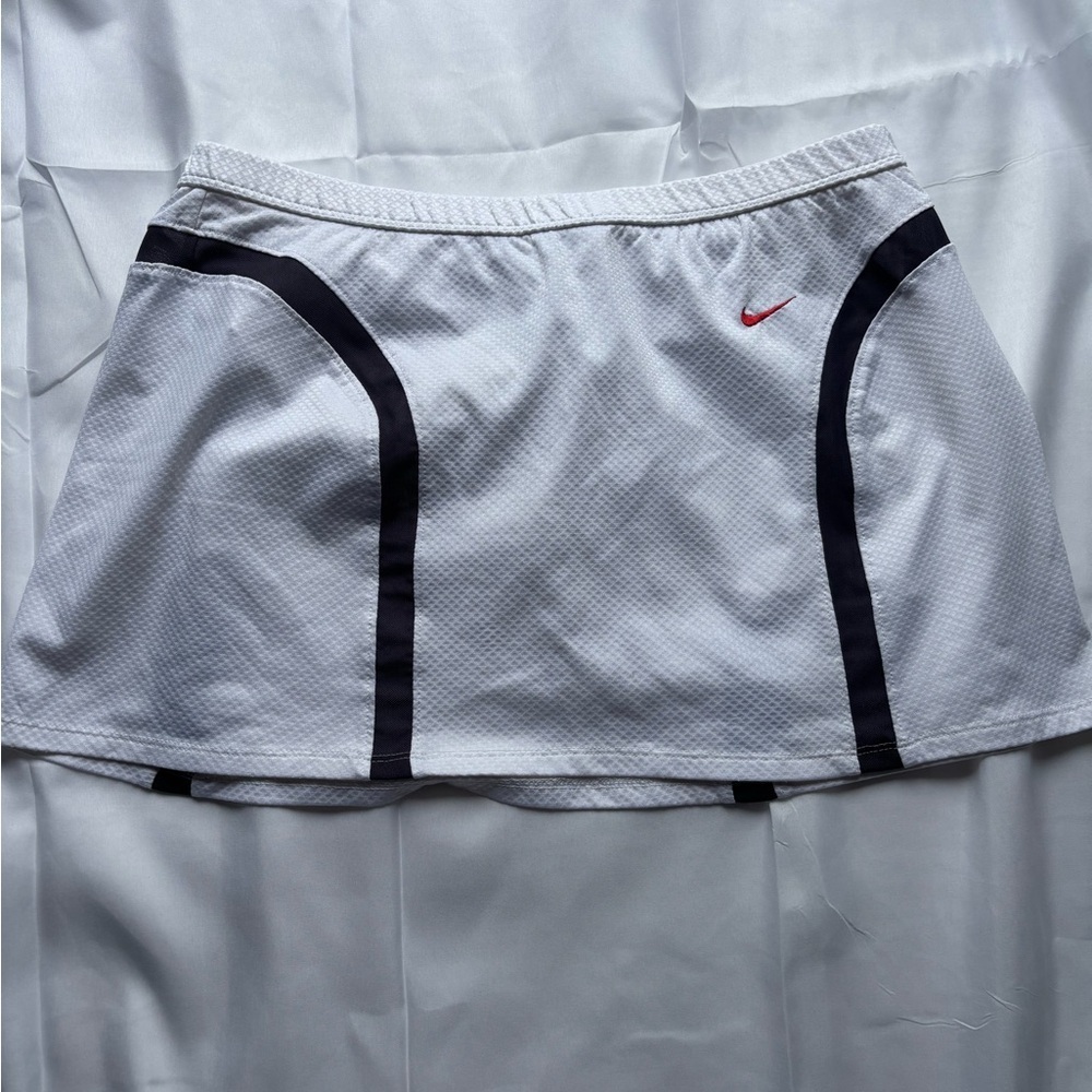 nike - Picture 2 of 7
